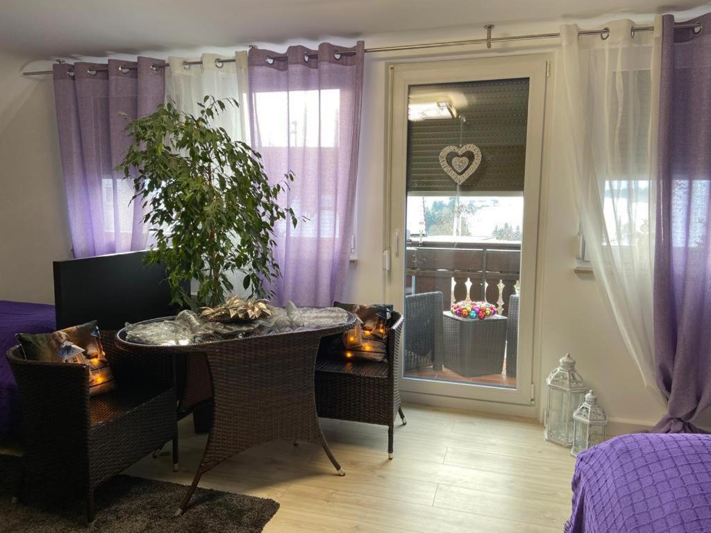 Ferienwohnung Pension Am Berg Villingen-Schwenningen Bagian luar foto
